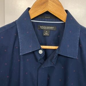 Banana Republic navy non-iron long sleeve texturedg sleeve.